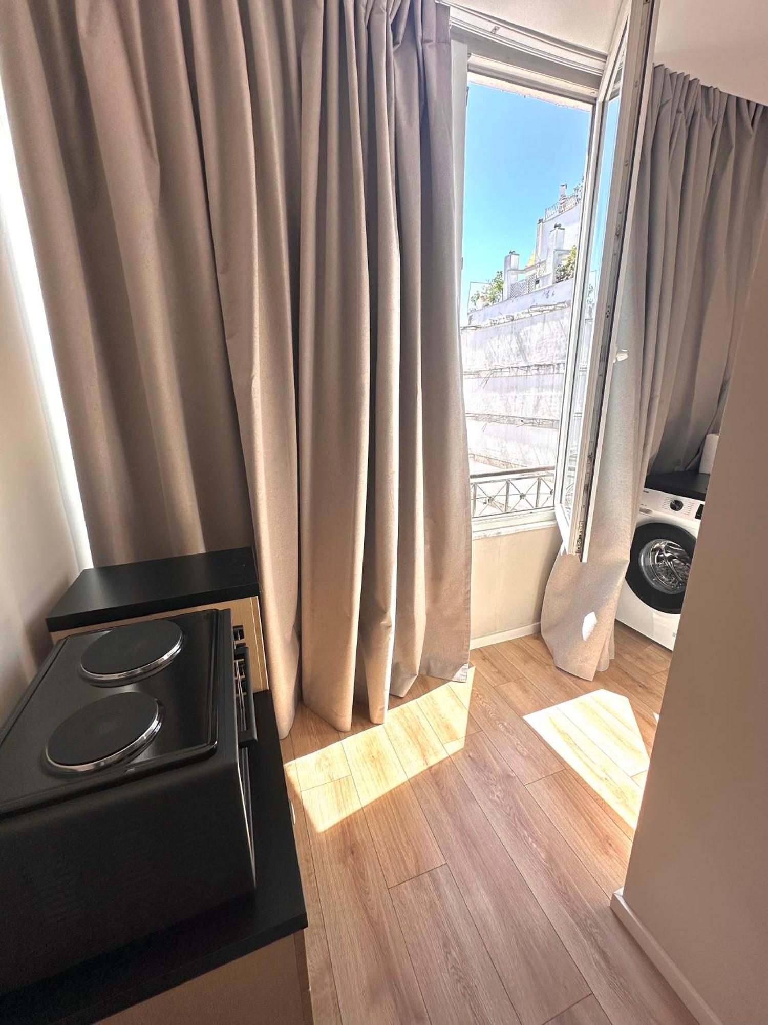 Amazon 8 Guesthouse Tirana Zewnętrze zdjęcie